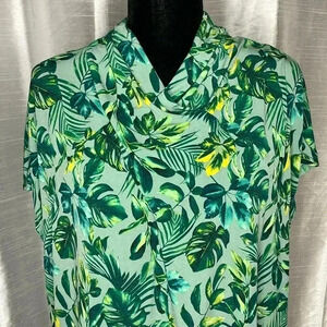 Worthington Women’s 1X Tropical Leaf Print Green Short Sleeve Blouse